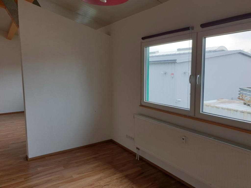 Prenájom kancelárie 60 m², Im Kapellenösch 9, Rottweil, Bádensko-Wurttembersko Prenájom kancelárie 60 m², Im Kapellenösch 9, Rottweil, Bádensko-Wurttembersko