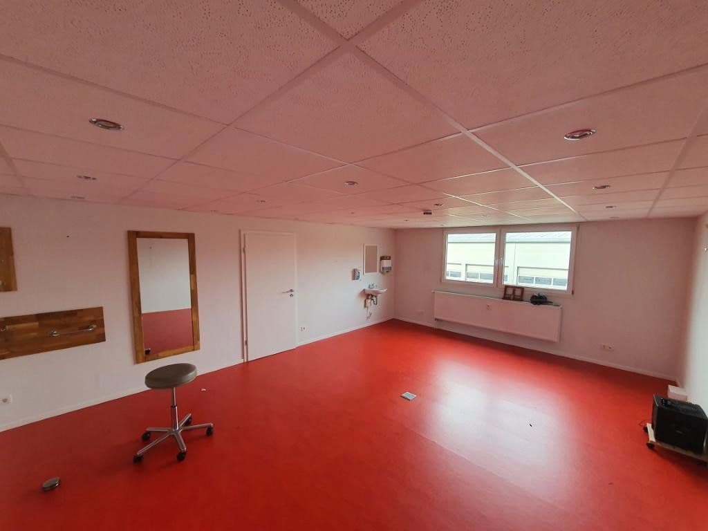Prenájom kancelárie 60 m², Im Kapellenösch 9, Rottweil, Bádensko-Wurttembersko Prenájom kancelárie 60 m², Im Kapellenösch 9, Rottweil, Bádensko-Wurttembersko