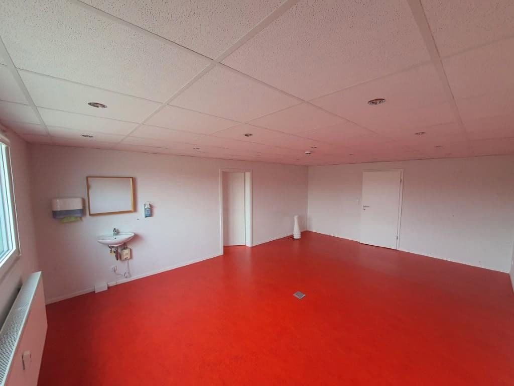 Prenájom kancelárie 60 m², Im Kapellenösch 9, Rottweil, Bádensko-Wurttembersko Prenájom kancelárie 60 m², Im Kapellenösch 9, Rottweil, Bádensko-Wurttembersko