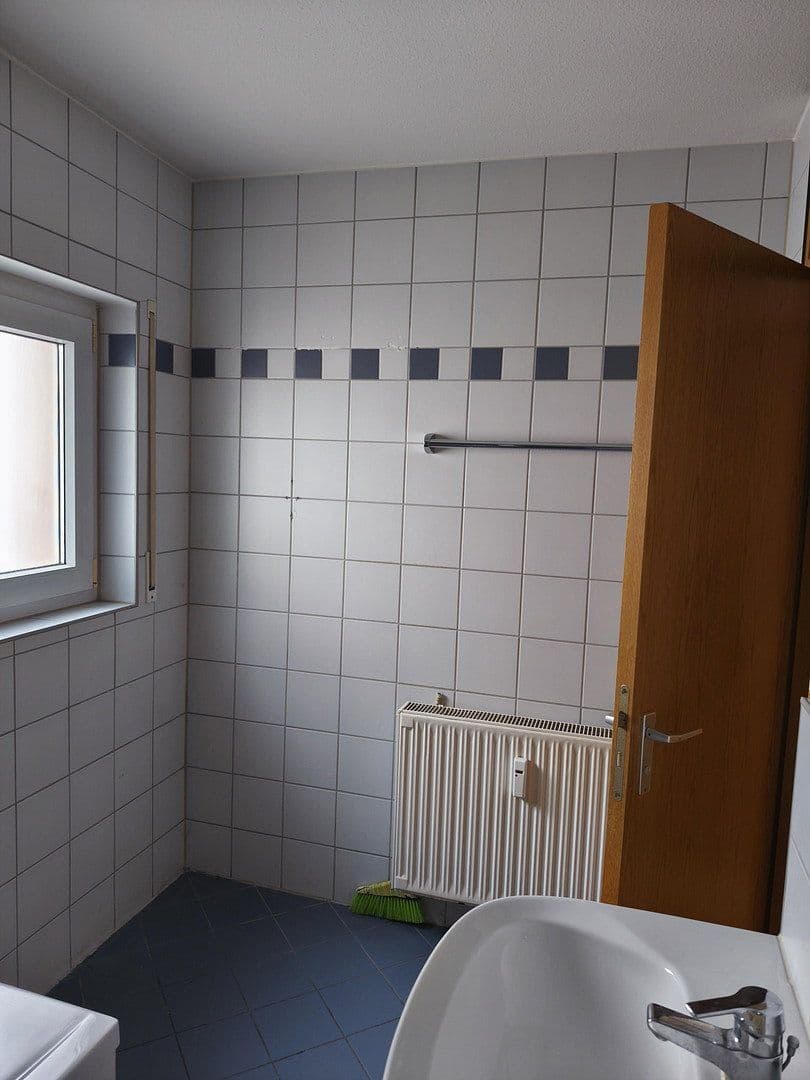 Prenájom bytu 3-izbový 80 m², Walter-Gropius-Str. 5, Reutlingen, Bádensko-Wurttembersko Prenájom bytu 3-izbový 80 m², Walter-Gropius-Str. 5, Reutlingen, Bádensko-Wurttembersko