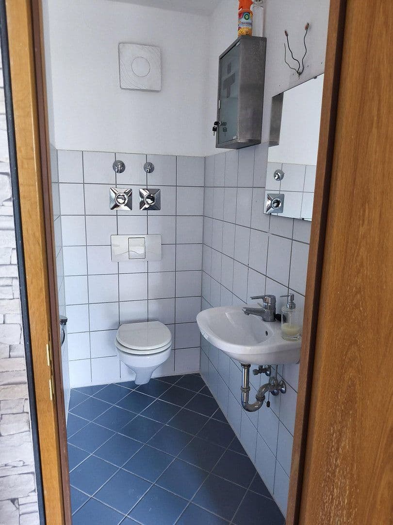 Prenájom bytu 3-izbový 80 m², Walter-Gropius-Str. 5, Reutlingen, Bádensko-Wurttembersko Prenájom bytu 3-izbový 80 m², Walter-Gropius-Str. 5, Reutlingen, Bádensko-Wurttembersko