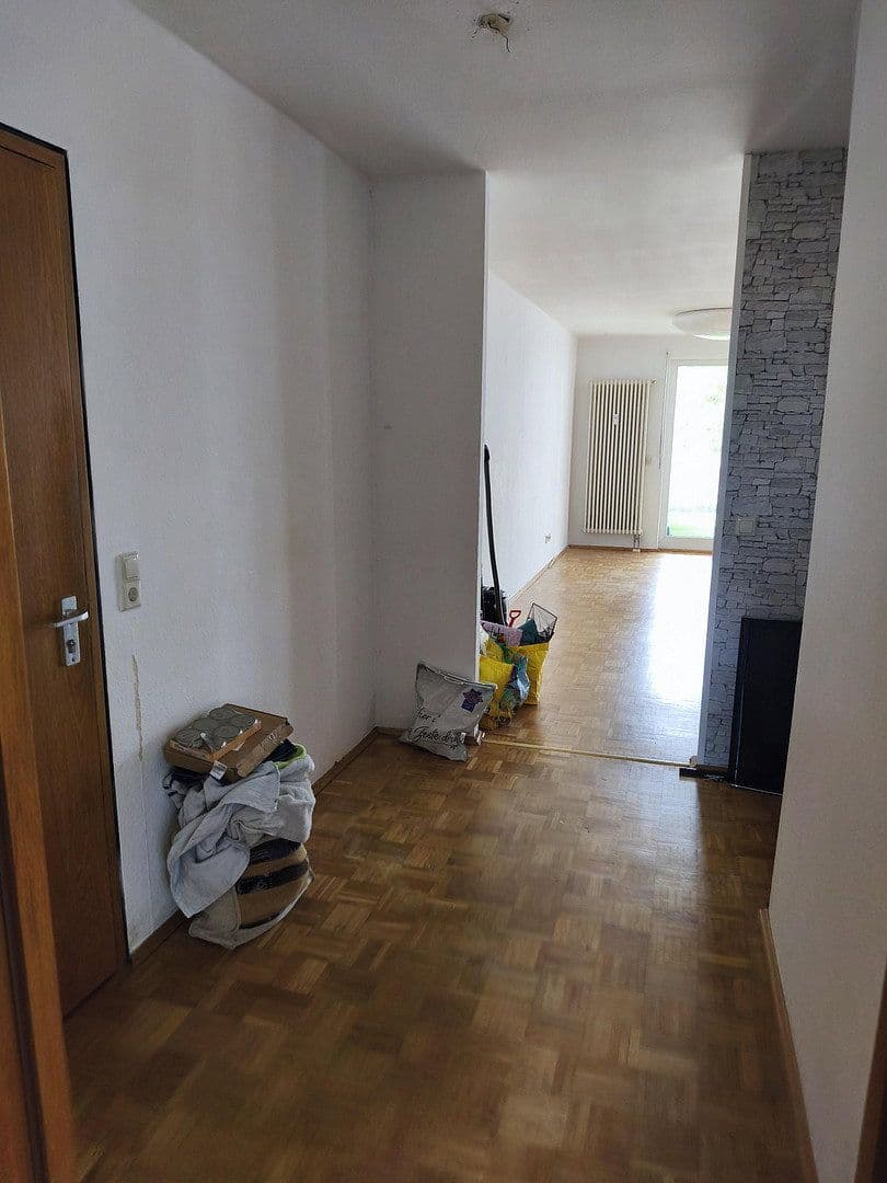 Prenájom bytu 3-izbový 80 m², Walter-Gropius-Str. 5, Reutlingen, Bádensko-Wurttembersko Prenájom bytu 3-izbový 80 m², Walter-Gropius-Str. 5, Reutlingen, Bádensko-Wurttembersko