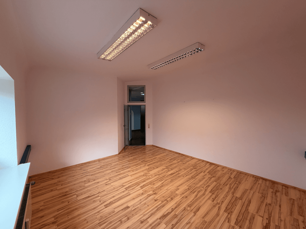 Prenájom kancelárie 632 m², Braunschweig, Dolné Sasko Prenájom kancelárie 632 m², Braunschweig, Dolné Sasko