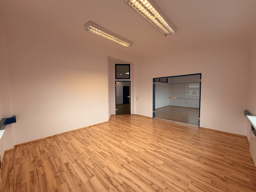 Prenájom kancelárie 632 m², Braunschweig, Dolné Sasko Prenájom kancelárie 632 m², Braunschweig, Dolné Sasko