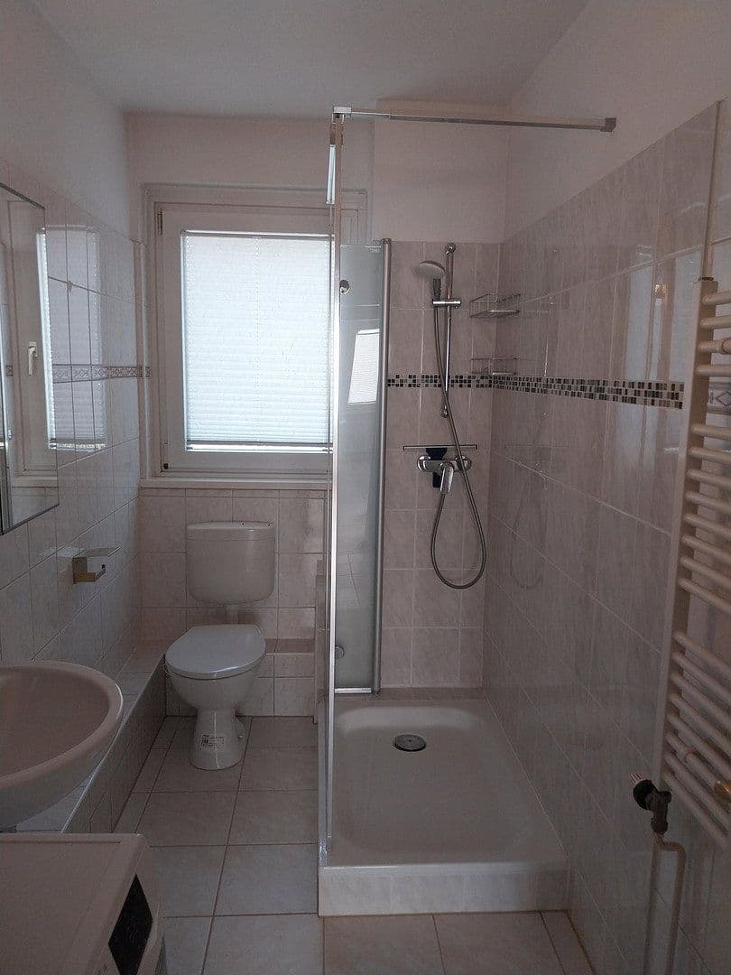 Prenájom bytu 3-izbový 58 m², Oberfeldstr. 1 G, Berlin, Berlín Prenájom bytu 3-izbový 58 m², Oberfeldstr. 1 G, Berlin, Berlín