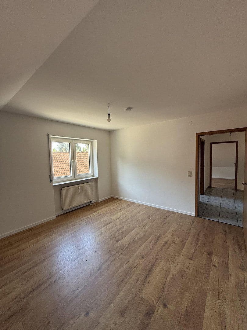 Prenájom bytu 3-izbový 78 m², Lichtenau, Bavorsko Prenájom bytu 3-izbový 78 m², Lichtenau, Bavorsko