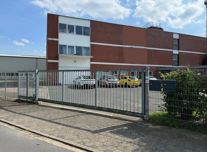 Prenájom nebytového priestoru 1.040 m², Heidehofweg 16, Tangstedt, Šlezvicko-Holštajnsko Prenájom nebytového priestoru 1.040 m², Heidehofweg 16, Tangstedt, Šlezvicko-Holštajnsko