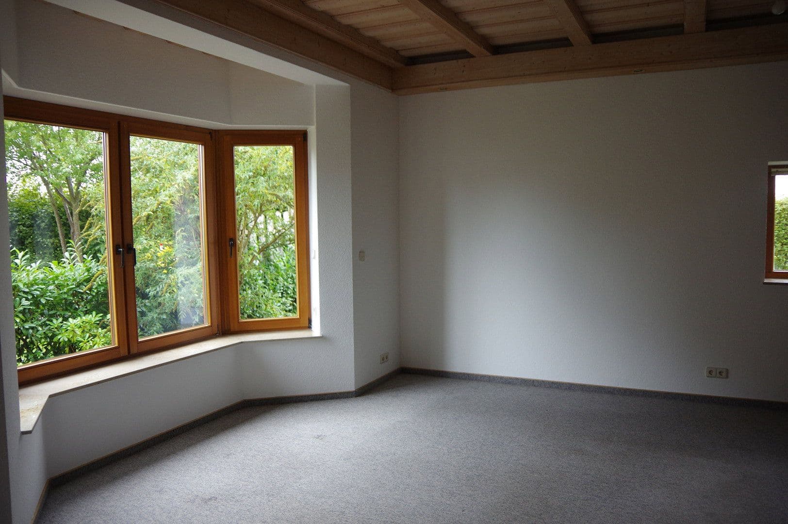 Prenájom bytu 2-izbový 90 m², Bönningstedt, Šlezvicko-Holštajnsko Prenájom bytu 2-izbový 90 m², Bönningstedt, Šlezvicko-Holštajnsko