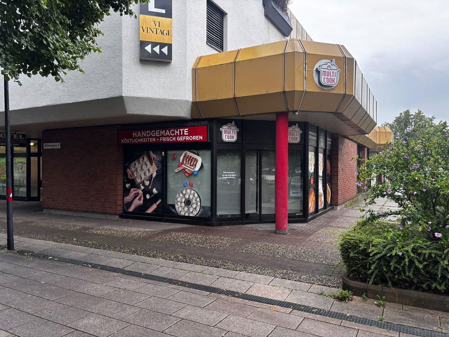 Prenájom nebytového priestoru 100 m², Krötenweg 3, Stuttgart, Bádensko-Wurttembersko Prenájom nebytového priestoru 100 m², Krötenweg 3, Stuttgart, Bádensko-Wurttembersko