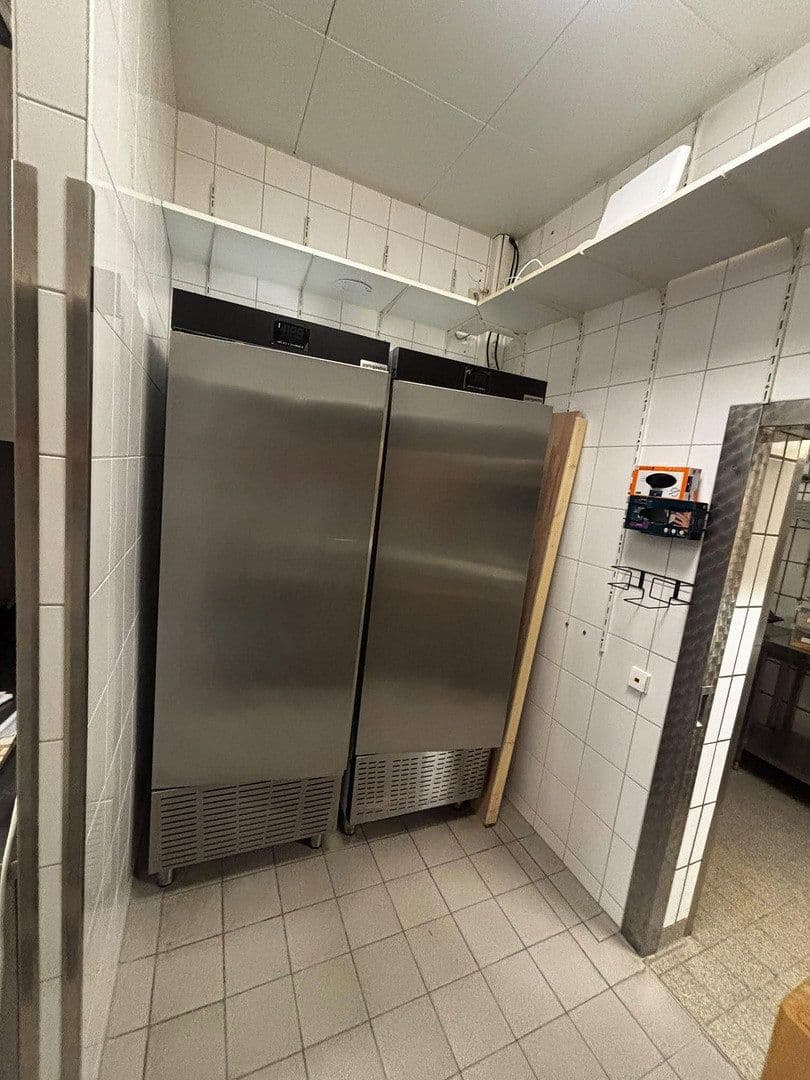 Prenájom nebytového priestoru 100 m², Krötenweg 3, Stuttgart, Bádensko-Wurttembersko Prenájom nebytového priestoru 100 m², Krötenweg 3, Stuttgart, Bádensko-Wurttembersko