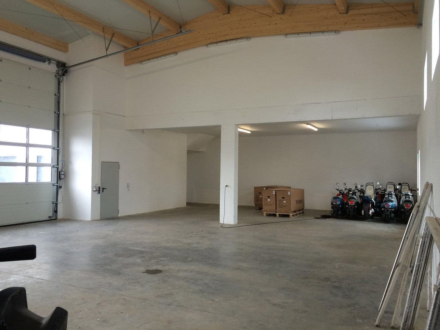Prenájom nebytového priestoru 800 m², Markt Indersdorf, Bavorsko Prenájom nebytového priestoru 800 m², Markt Indersdorf, Bavorsko