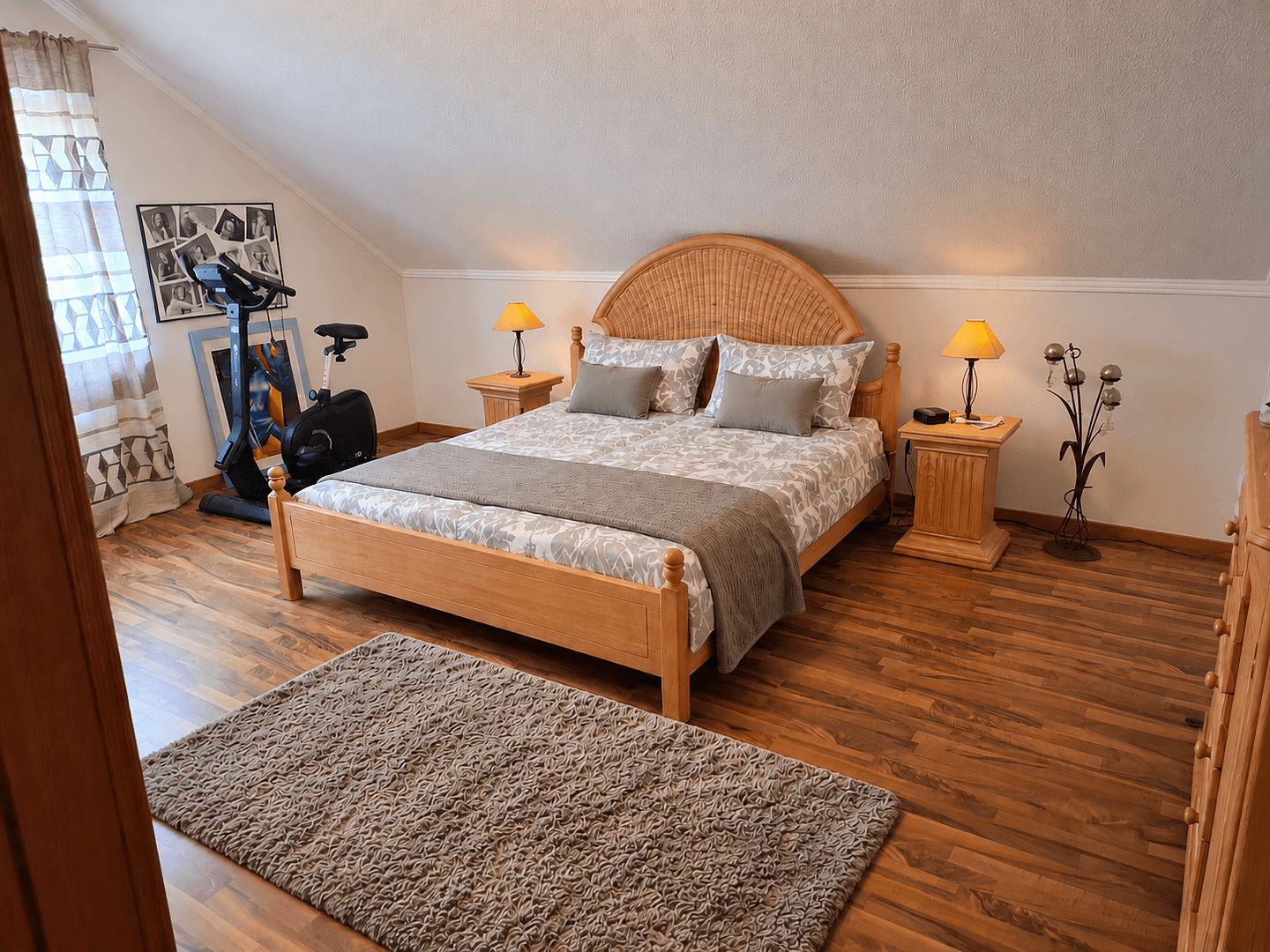 Predaj domu 238 m², pozemok 785 m², Fichtenweg, 2, Fürthen, Porýnie-Falcko Predaj domu 238 m², pozemok 785 m², Fichtenweg, 2, Fürthen, Porýnie-Falcko