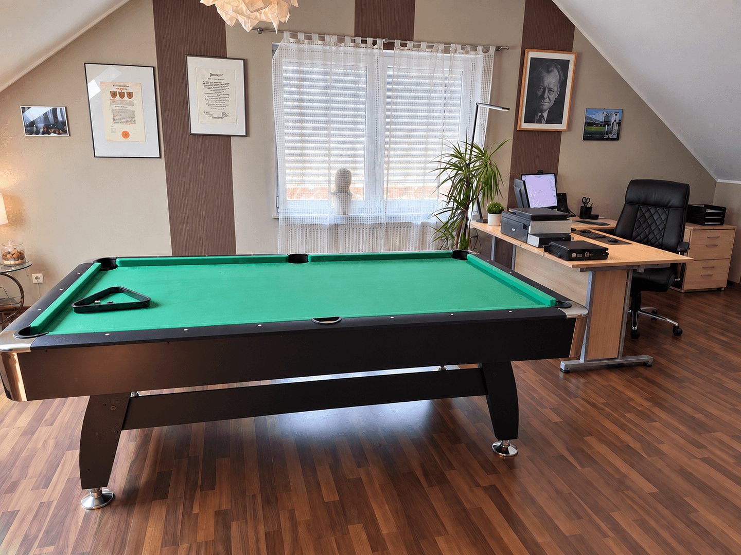 Predaj domu 238 m², pozemok 785 m², Fichtenweg, 2, Fürthen, Porýnie-Falcko Predaj domu 238 m², pozemok 785 m², Fichtenweg, 2, Fürthen, Porýnie-Falcko