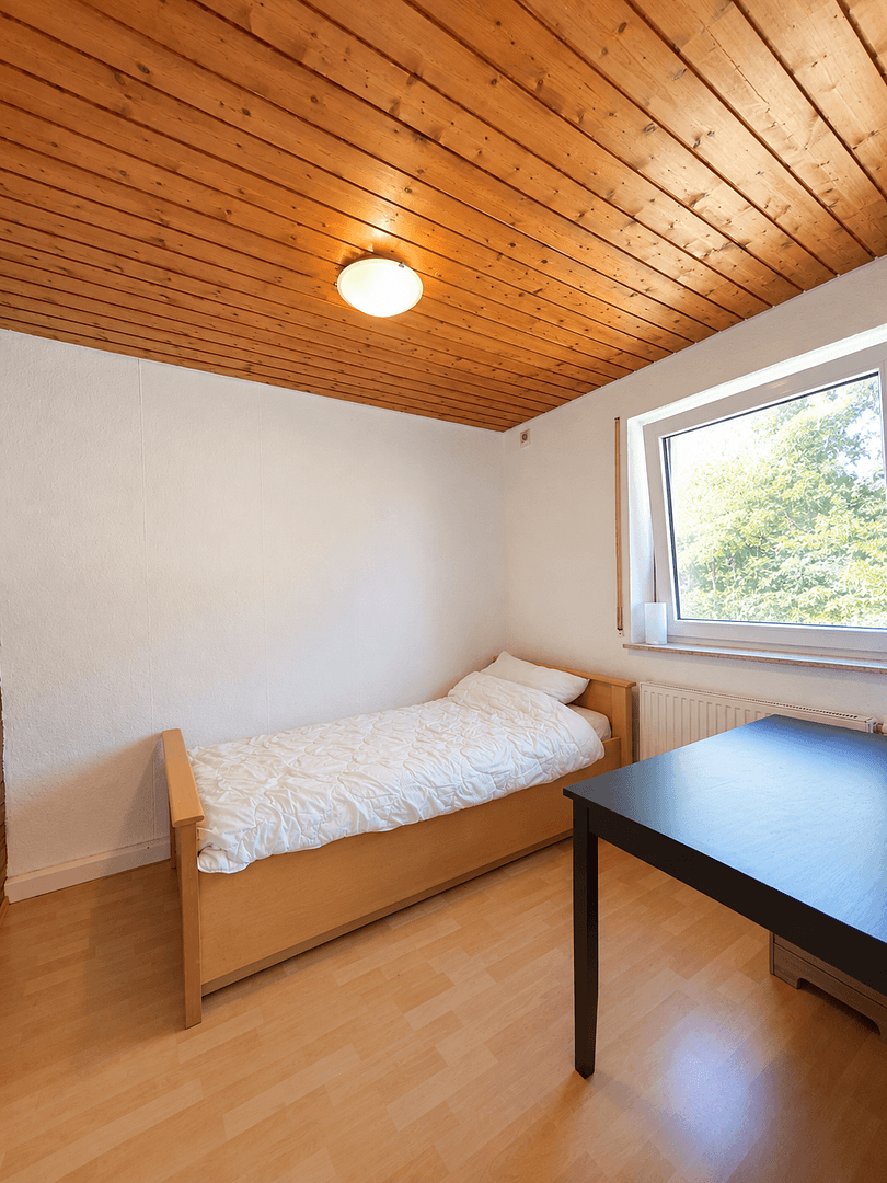 Prenájom bytu 2-izbový 45 m², Rißstraße 41, Ehingen (Donau), Bádensko-Wurttembersko Prenájom bytu 2-izbový 45 m², Rißstraße 41, Ehingen (Donau), Bádensko-Wurttembersko