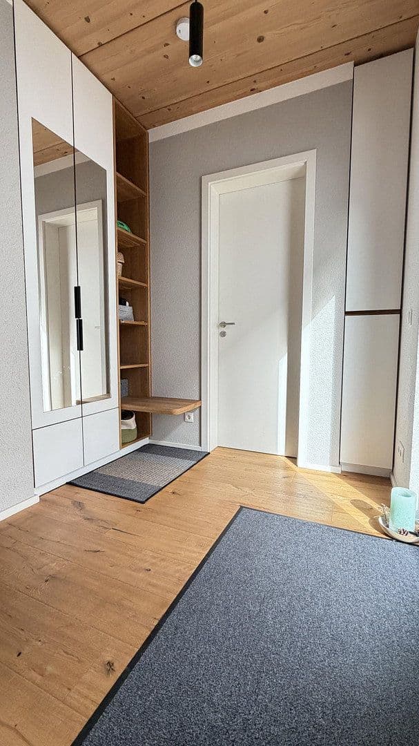Predaj domu 147 m², pozemok 245 m², Waiblingen, Bádensko-Wurttembersko Predaj domu 147 m², pozemok 245 m², Waiblingen, Bádensko-Wurttembersko