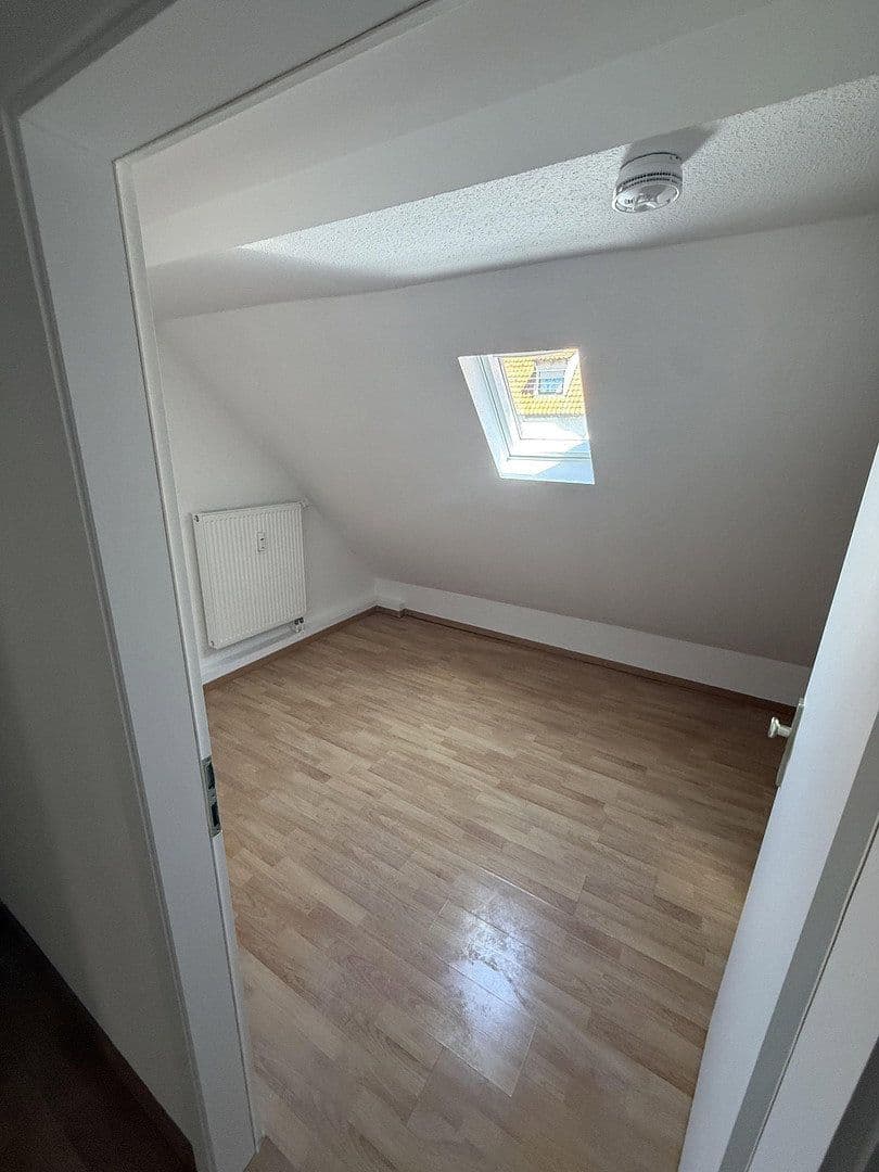 Predaj domu 326 m², pozemok 182 m², Schulstraße 2, St. Johann, Bádensko-Wurttembersko Predaj domu 326 m², pozemok 182 m², Schulstraße 2, St. Johann, Bádensko-Wurttembersko