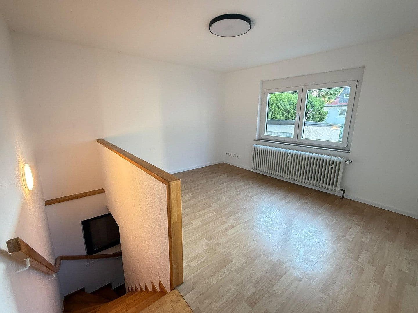 Prenájom bytu 1-izbový 29 m², Stuttgart, Bádensko-Wurttembersko Prenájom bytu 1-izbový 29 m², Stuttgart, Bádensko-Wurttembersko