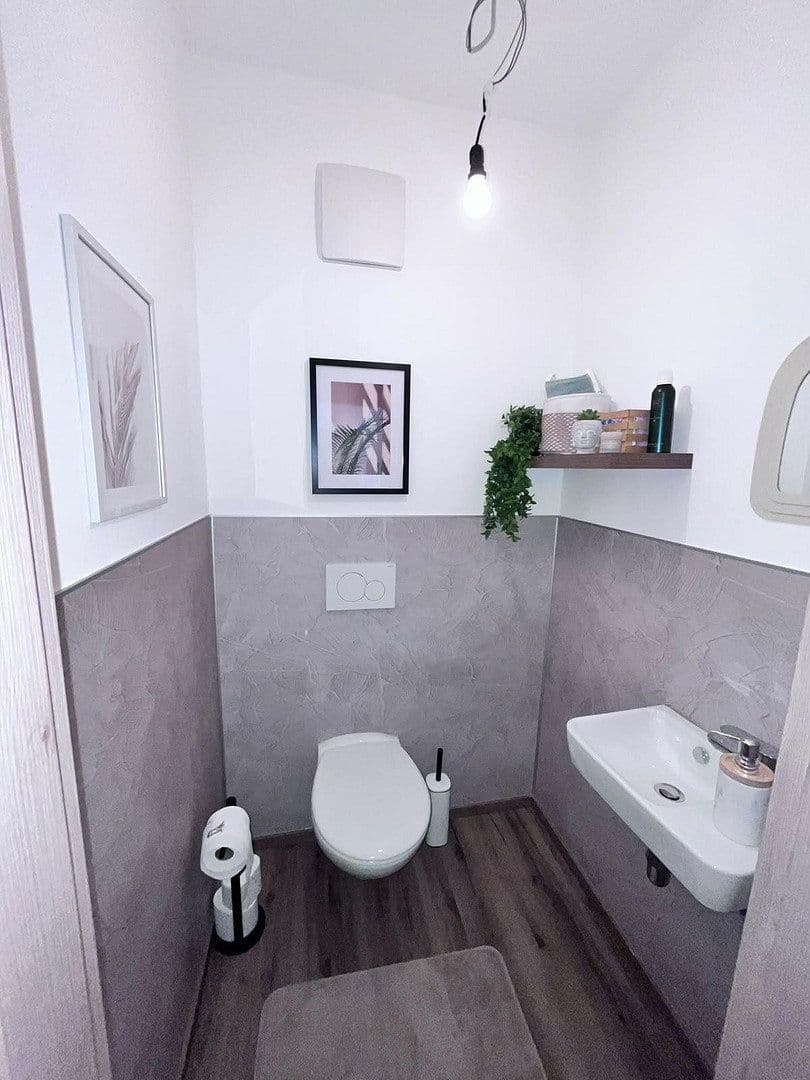 Predaj bytu 3-izbový 87 m², Dorfgütingen Nr. 15, Feuchtwangen, Bavorsko Predaj bytu 3-izbový 87 m², Dorfgütingen Nr. 15, Feuchtwangen, Bavorsko