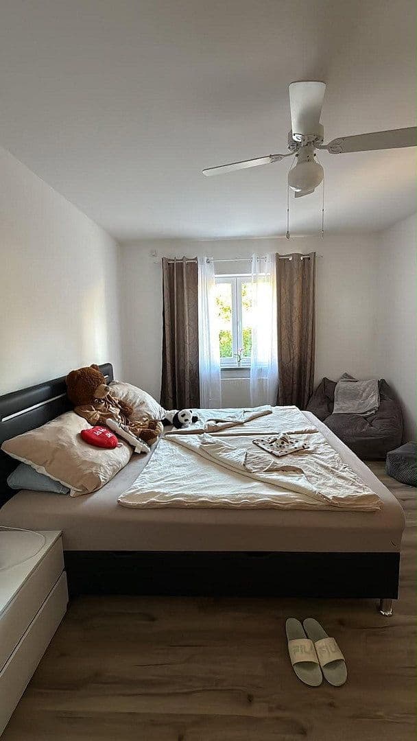 Predaj bytu 3-izbový 87 m², Dorfgütingen Nr. 15, Feuchtwangen, Bavorsko Predaj bytu 3-izbový 87 m², Dorfgütingen Nr. 15, Feuchtwangen, Bavorsko