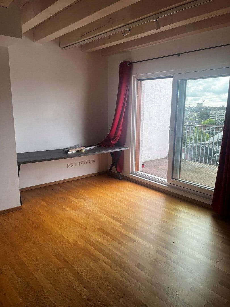 Prenájom bytu 2-izbový 61 m², Köln, Severné Porýnie - Westfálsko Prenájom bytu 2-izbový 61 m², Köln, Severné Porýnie - Westfálsko
