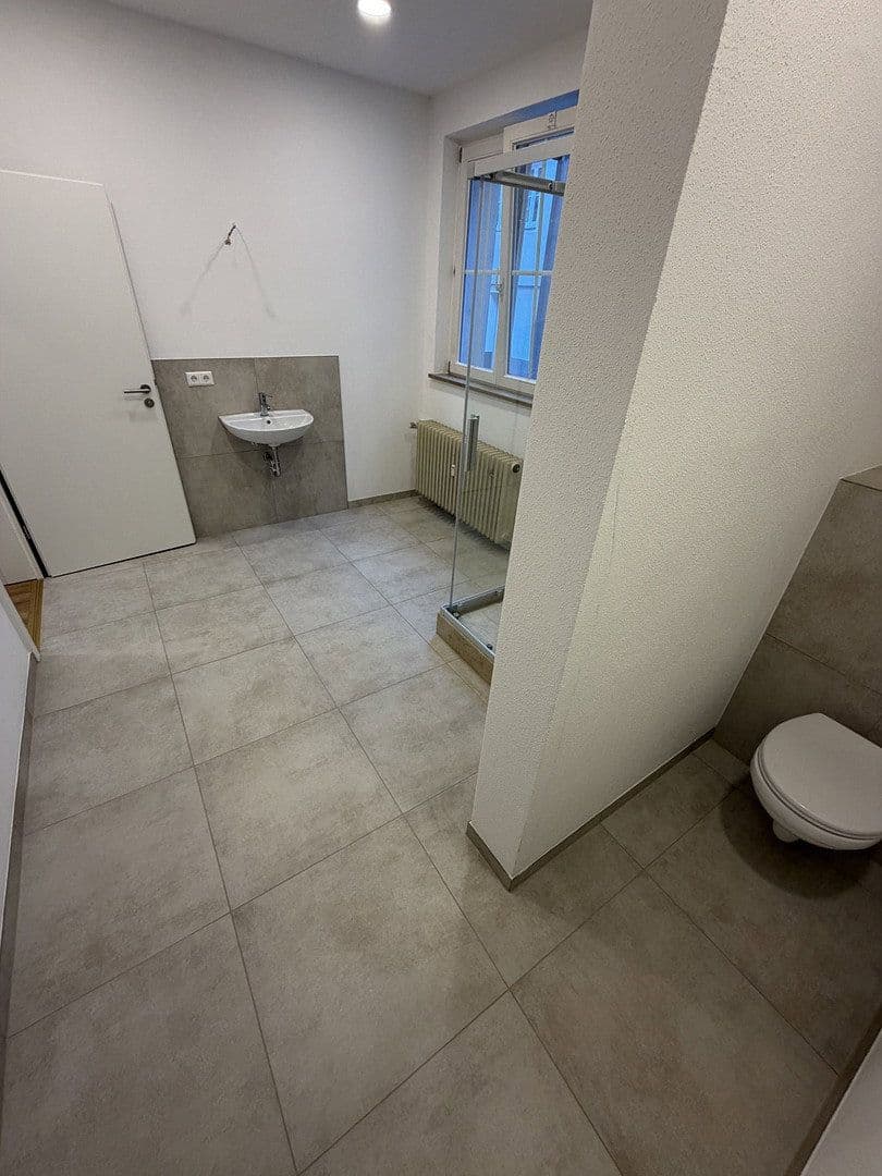 Prenájom bytu 3-izbový 84 m², Hauptstraße 4, Ilshofen, Bádensko-Wurttembersko Prenájom bytu 3-izbový 84 m², Hauptstraße 4, Ilshofen, Bádensko-Wurttembersko