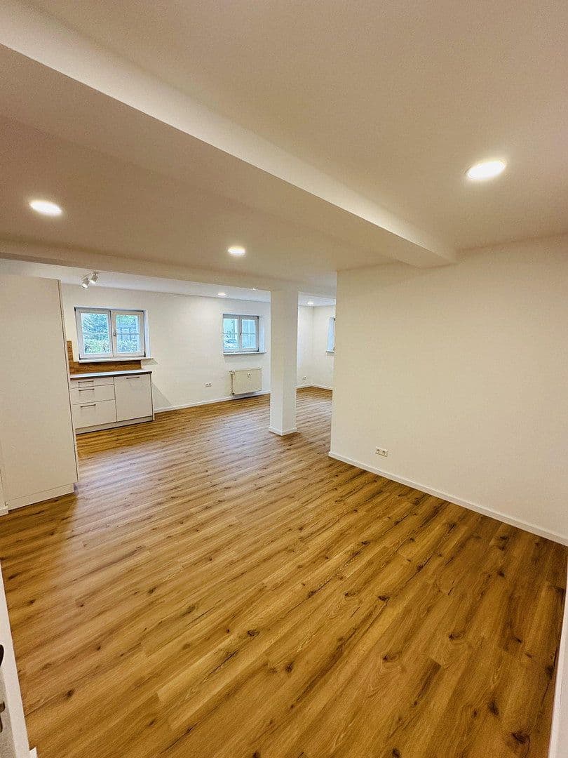 Prenájom bytu 2-izbový 65 m², Ilshofen, Bádensko-Wurttembersko Prenájom bytu 2-izbový 65 m², Ilshofen, Bádensko-Wurttembersko
