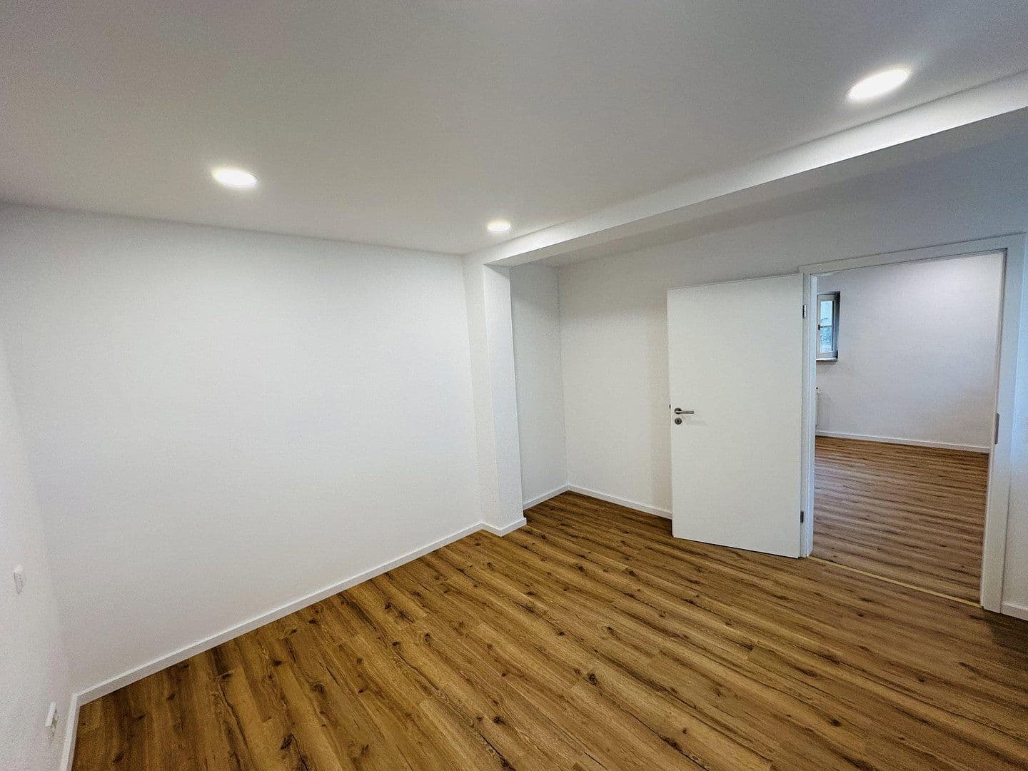 Prenájom bytu 2-izbový 65 m², Ilshofen, Bádensko-Wurttembersko Prenájom bytu 2-izbový 65 m², Ilshofen, Bádensko-Wurttembersko