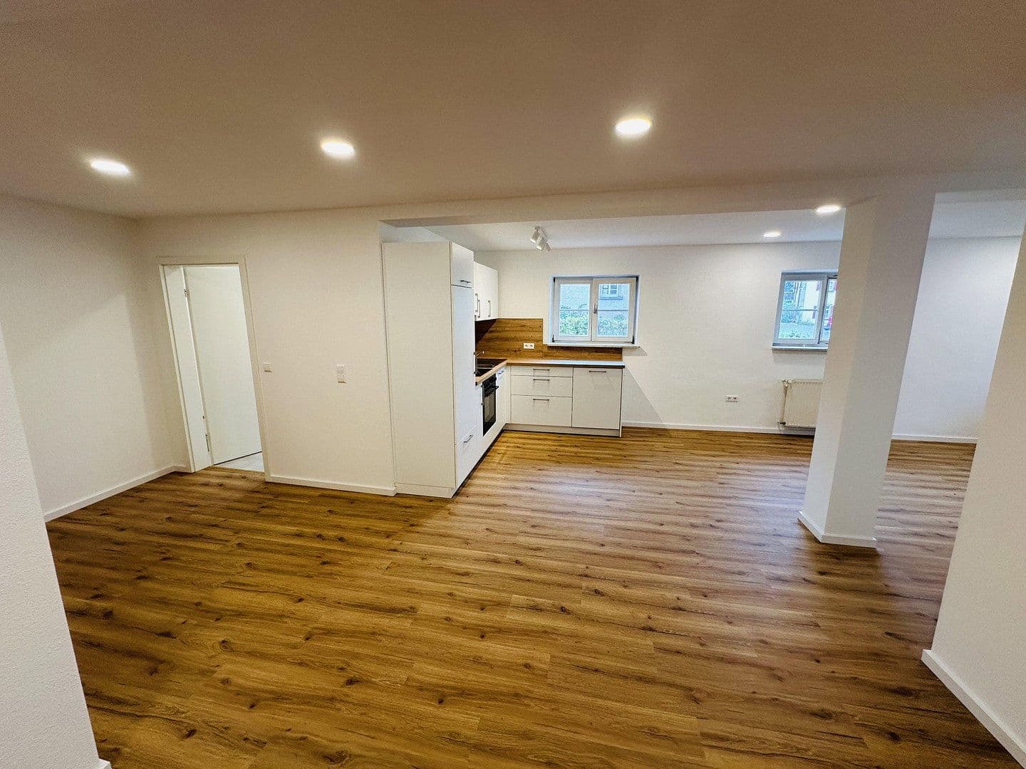 Prenájom bytu 2-izbový 65 m², Ilshofen, Bádensko-Wurttembersko Prenájom bytu 2-izbový 65 m², Ilshofen, Bádensko-Wurttembersko