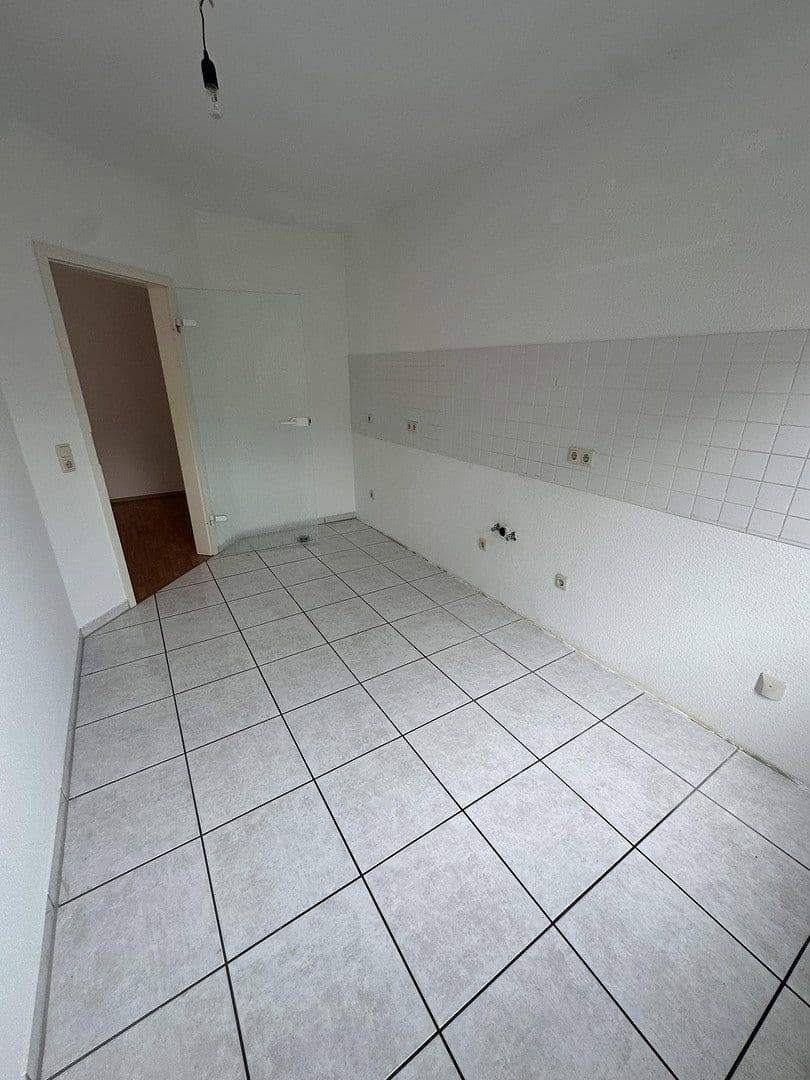 Prenájom bytu 3-izbový 88 m², Dahlem, Severné Porýnie - Westfálsko Prenájom bytu 3-izbový 88 m², Dahlem, Severné Porýnie - Westfálsko