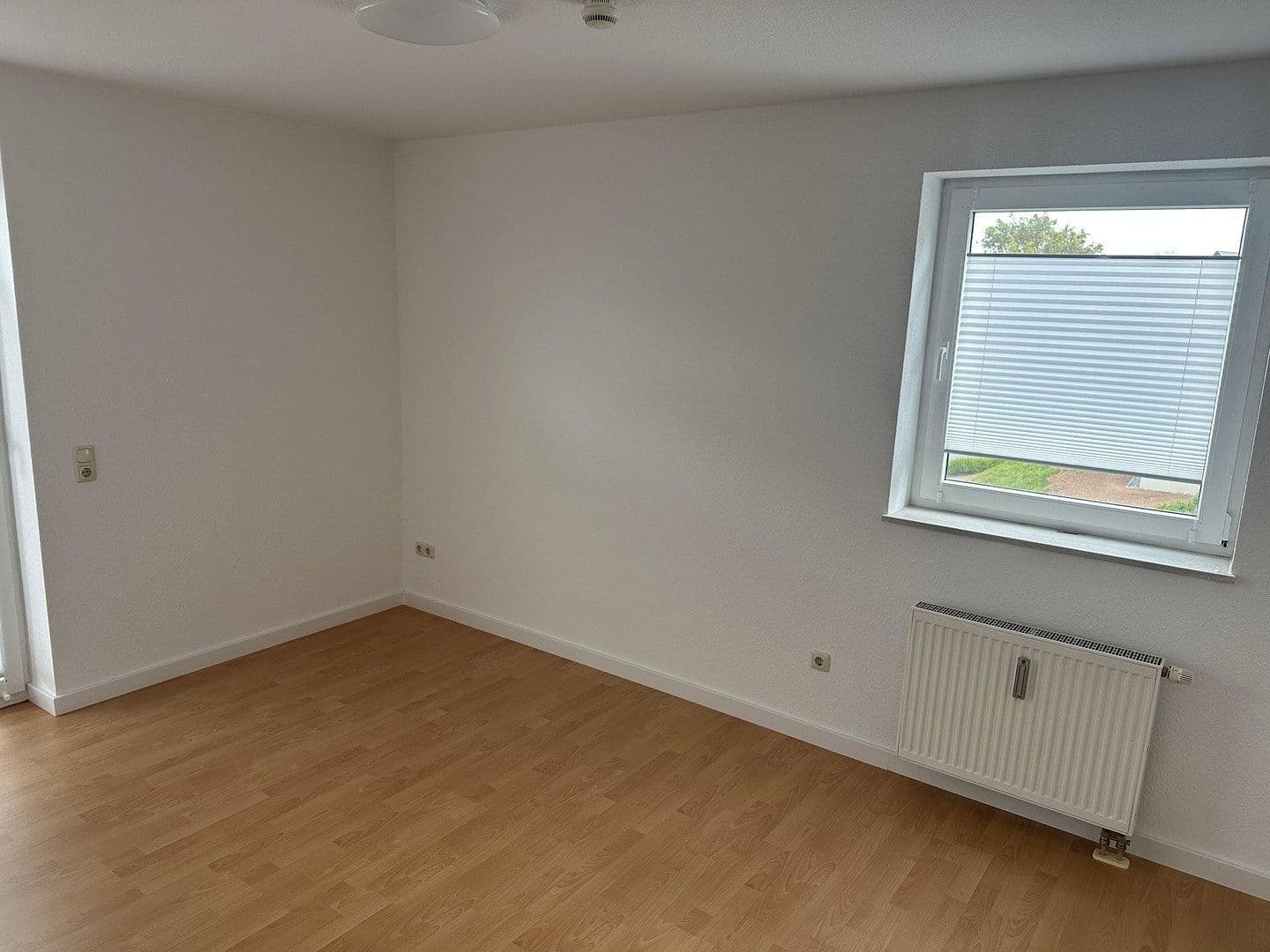 Prenájom bytu 3-izbový 88 m², Dahlem, Severné Porýnie - Westfálsko Prenájom bytu 3-izbový 88 m², Dahlem, Severné Porýnie - Westfálsko