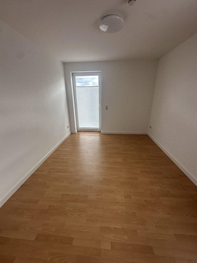 Prenájom bytu 3-izbový 88 m², Dahlem, Severné Porýnie - Westfálsko Prenájom bytu 3-izbový 88 m², Dahlem, Severné Porýnie - Westfálsko