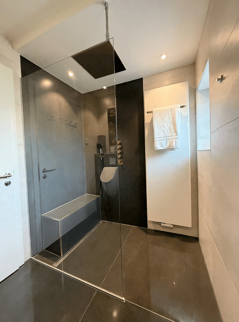 Predaj domu 205 m², pozemok 2.140 m², Hof, Bavorsko Predaj domu 205 m², pozemok 2.140 m², Hof, Bavorsko