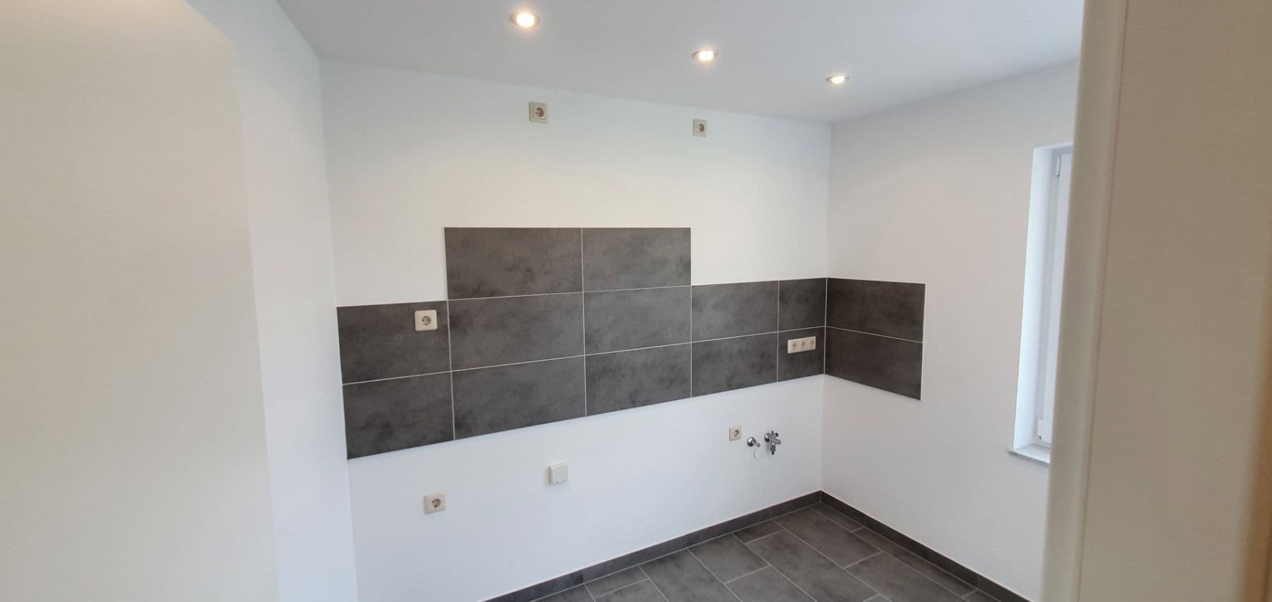 Prenájom bytu 2-izbový 43 m², Hohenhameln, Dolné Sasko Prenájom bytu 2-izbový 43 m², Hohenhameln, Dolné Sasko