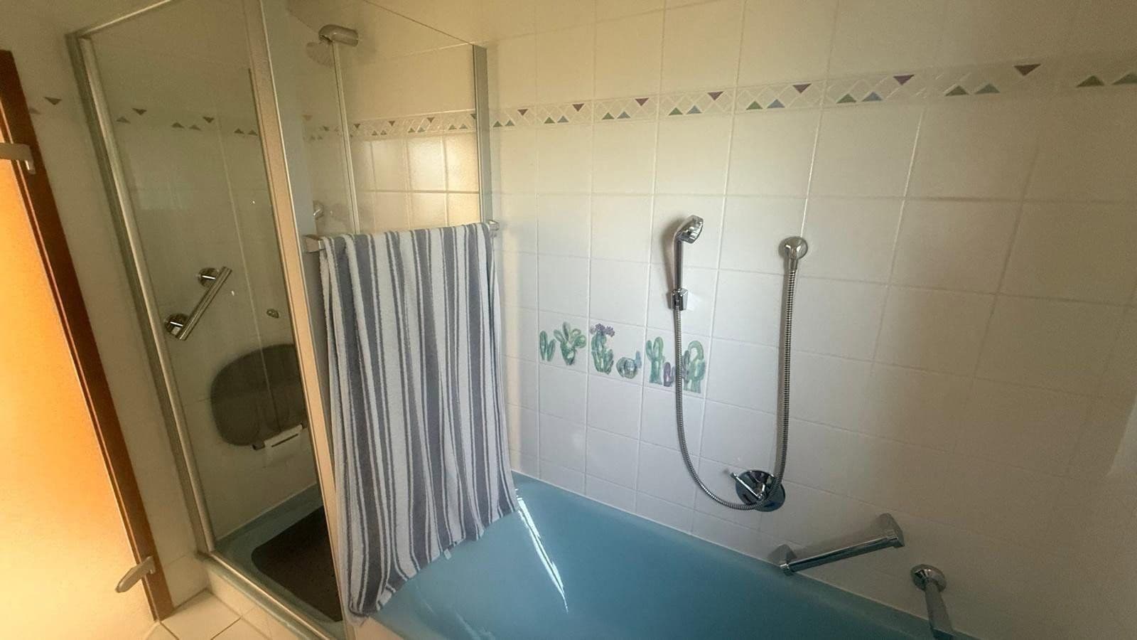 Prenájom domu 150 m², pozemok 4.000 m², Heilbronn, Bádensko-Wurttembersko Prenájom domu 150 m², pozemok 4.000 m², Heilbronn, Bádensko-Wurttembersko