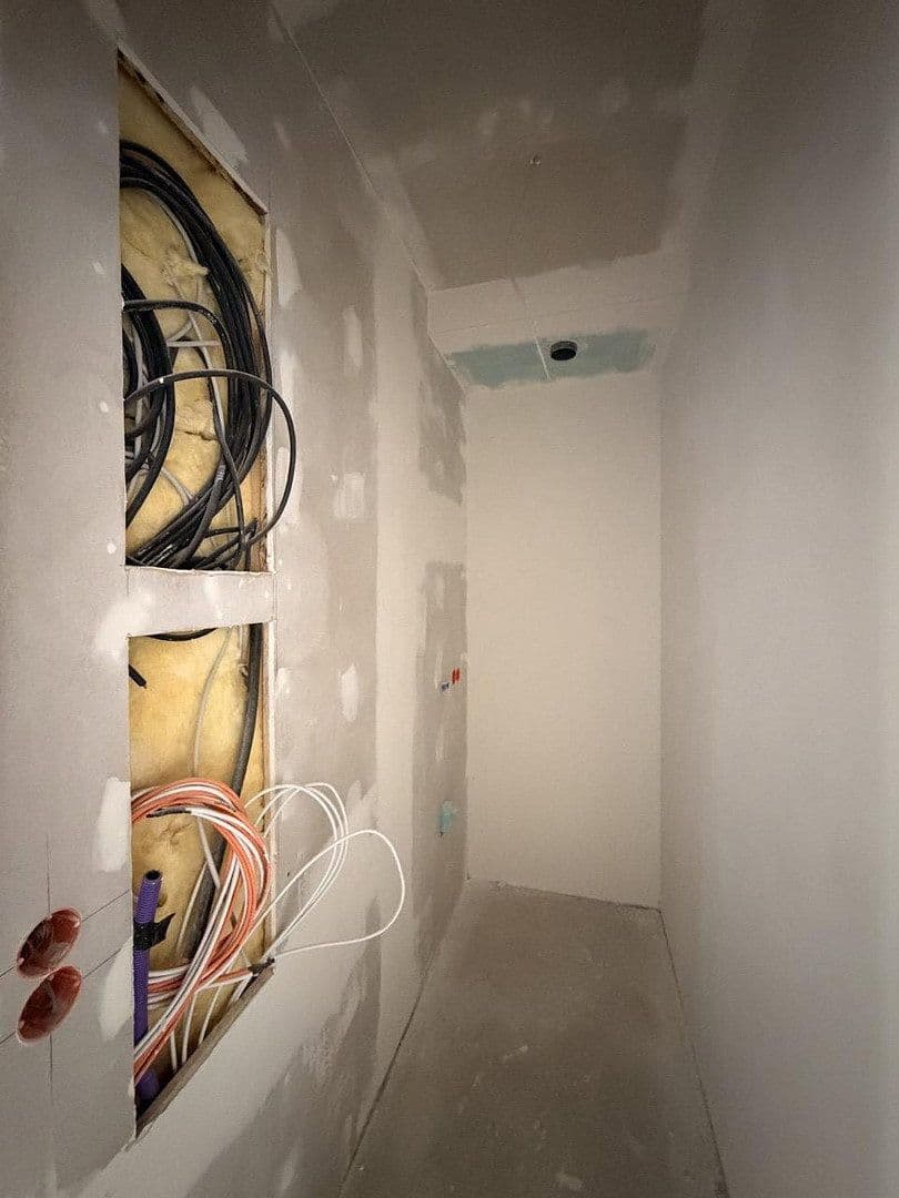 Prenájom bytu 3-izbový 97 m², Porta Westfalica, Severné Porýnie - Westfálsko Prenájom bytu 3-izbový 97 m², Porta Westfalica, Severné Porýnie - Westfálsko