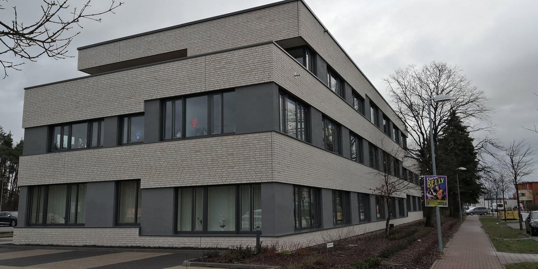 Predaj kancelárie 87 m², Weserstraße 6, Burgdorf, Dolné Sasko Predaj kancelárie 87 m², Weserstraße 6, Burgdorf, Dolné Sasko
