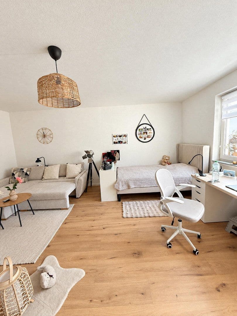 Prenájom bytu 1-izbový 45 m², Gießen, Hesensko Prenájom bytu 1-izbový 45 m², Gießen, Hesensko