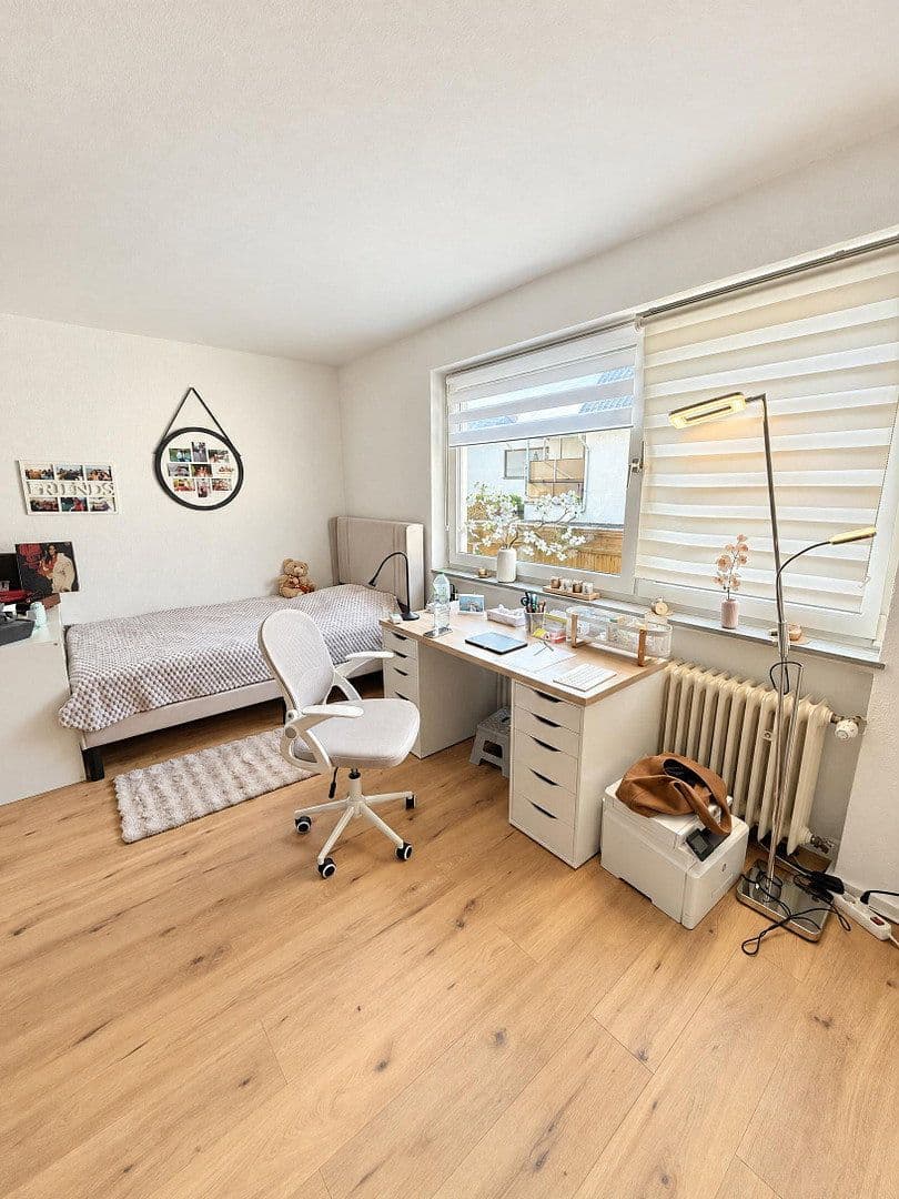Prenájom bytu 1-izbový 45 m², Gießen, Hesensko Prenájom bytu 1-izbový 45 m², Gießen, Hesensko