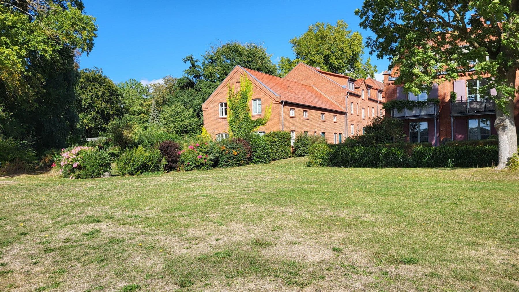 Predaj bytu 4-izbový 116 m², Am Alten Gutshof 3, Neuruppin, Brandenbursko Predaj bytu 4-izbový 116 m², Am Alten Gutshof 3, Neuruppin, Brandenbursko