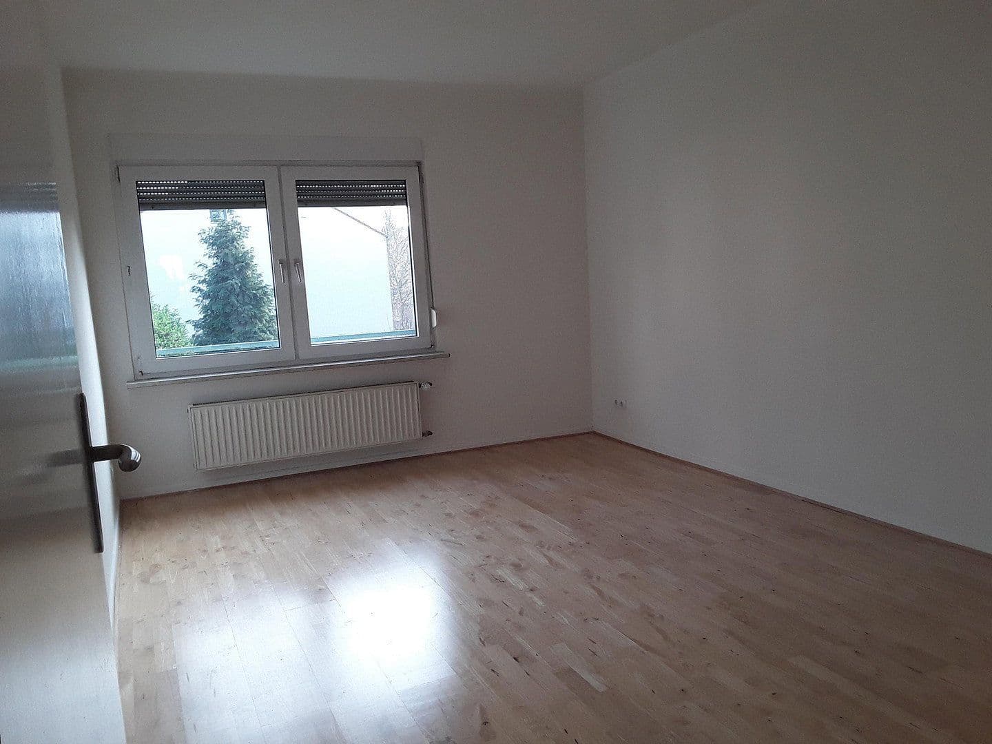 Prenájom bytu 2-izbový 57 m², Grabenstr. 115, Duisburg, Severné Porýnie - Westfálsko Prenájom bytu 2-izbový 57 m², Grabenstr. 115, Duisburg, Severné Porýnie - Westfálsko
