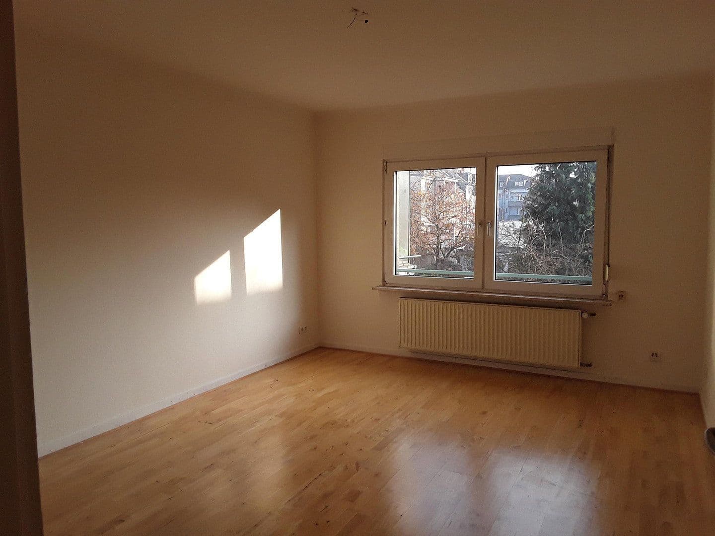 Prenájom bytu 2-izbový 57 m², Grabenstr. 115, Duisburg, Severné Porýnie - Westfálsko Prenájom bytu 2-izbový 57 m², Grabenstr. 115, Duisburg, Severné Porýnie - Westfálsko