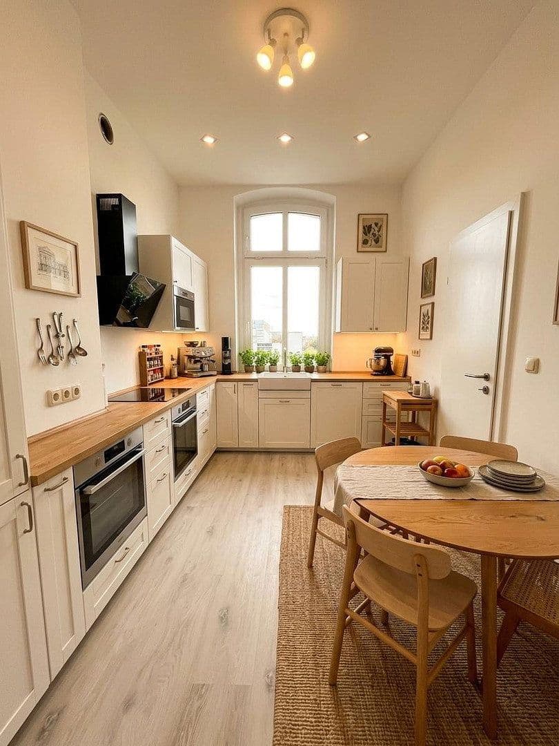 Prenájom bytu 5-izbový 127 m², Hans-Heinen_Straße 45, Dessau-Roßlau, Sasko-Anhaltsko Prenájom bytu 5-izbový 127 m², Hans-Heinen_Straße 45, Dessau-Roßlau, Sasko-Anhaltsko