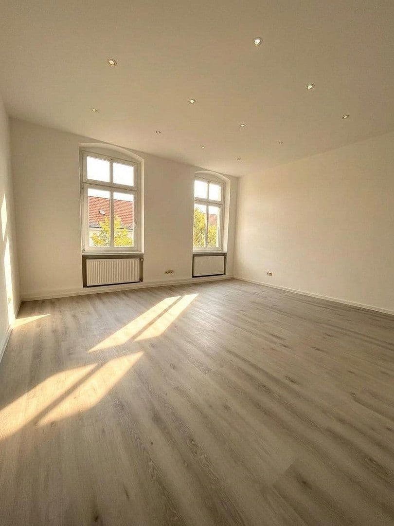 Prenájom bytu 5-izbový 127 m², Hans-Heinen_Straße 45, Dessau-Roßlau, Sasko-Anhaltsko Prenájom bytu 5-izbový 127 m², Hans-Heinen_Straße 45, Dessau-Roßlau, Sasko-Anhaltsko