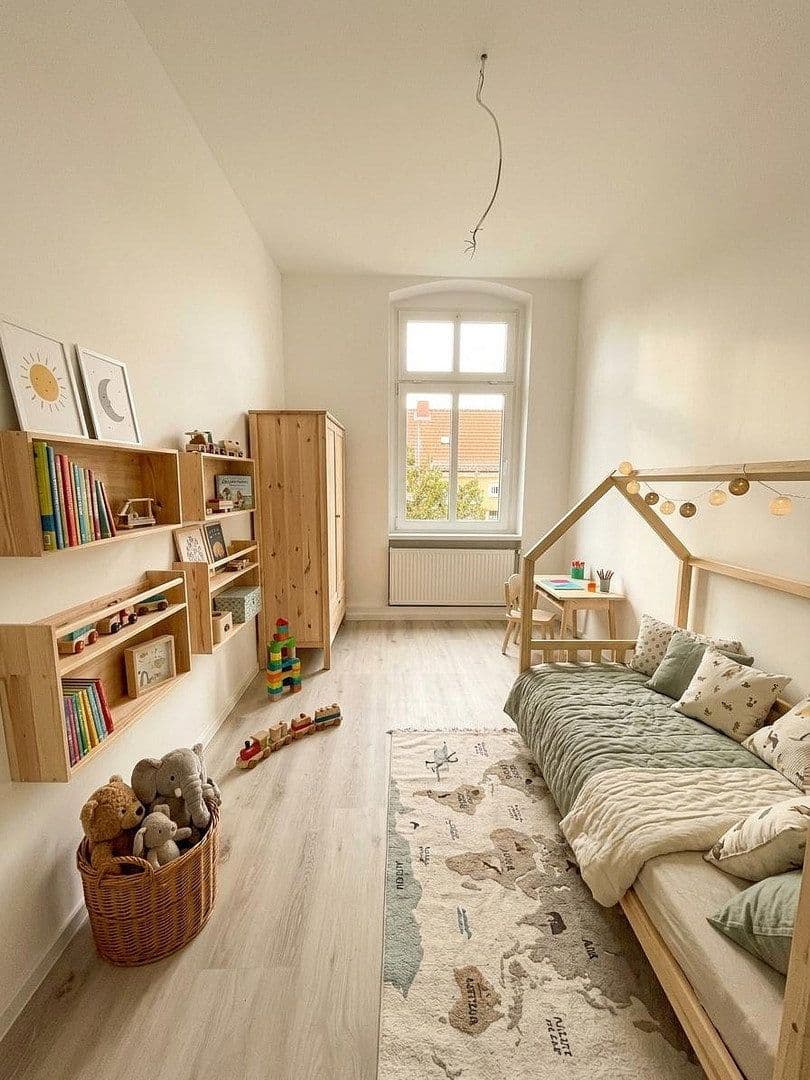 Prenájom bytu 5-izbový 127 m², Hans-Heinen_Straße 45, Dessau-Roßlau, Sasko-Anhaltsko Prenájom bytu 5-izbový 127 m², Hans-Heinen_Straße 45, Dessau-Roßlau, Sasko-Anhaltsko