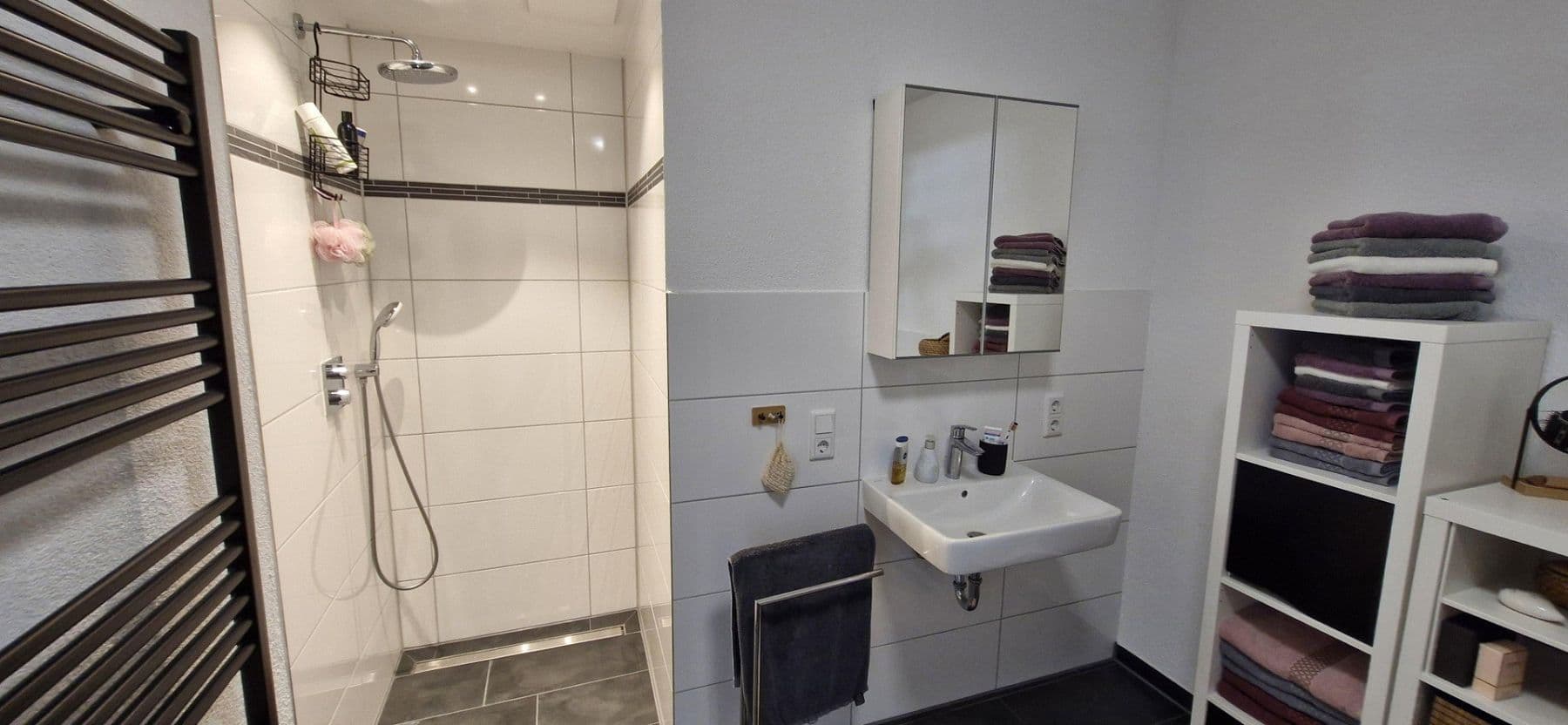 Prenájom bytu 4-izbový 103 m², Am Schloßberg 8a, Fischbachtal, Hesensko Prenájom bytu 4-izbový 103 m², Am Schloßberg 8a, Fischbachtal, Hesensko