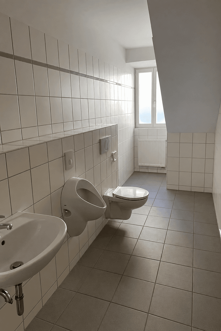 Prenájom kancelárie 185 m², Turn-Vater-Jahn Str., Arnstadt, Durínsko Prenájom kancelárie 185 m², Turn-Vater-Jahn Str., Arnstadt, Durínsko