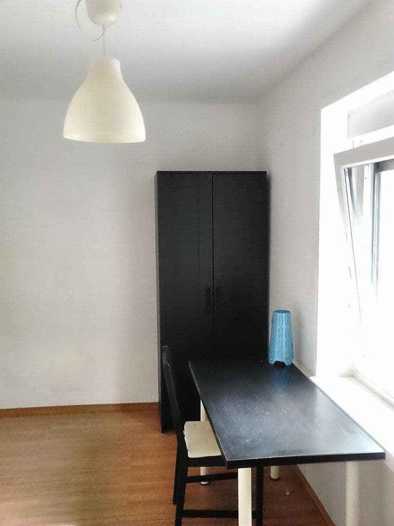 Predaj bytu 3-izbový 57 m², Berlin, Berlín Predaj bytu 3-izbový 57 m², Berlin, Berlín