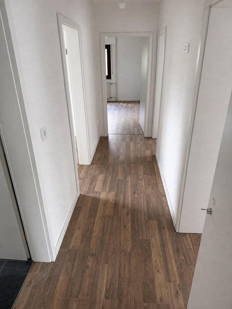Prenájom bytu 3-izbový 85 m², Haigerseelbacher Str. 18, Haiger, Hesensko Prenájom bytu 3-izbový 85 m², Haigerseelbacher Str. 18, Haiger, Hesensko