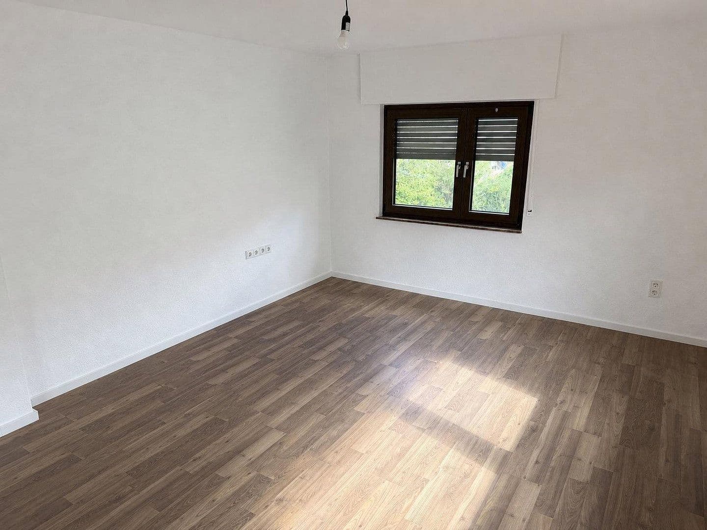 Prenájom bytu 3-izbový 85 m², Haigerseelbacher Str. 18, Haiger, Hesensko Prenájom bytu 3-izbový 85 m², Haigerseelbacher Str. 18, Haiger, Hesensko