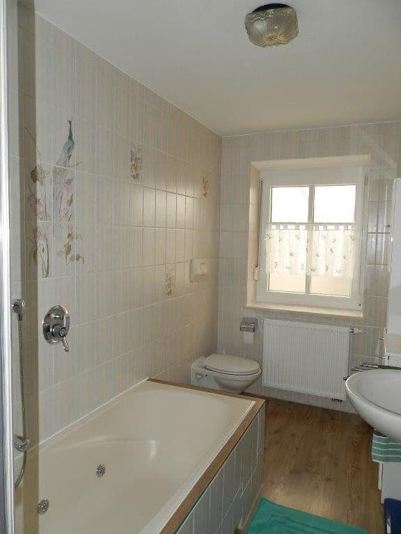 Predaj domu 285 m², pozemok 1.700 m², Langenneufnach, Bavorsko Predaj domu 285 m², pozemok 1.700 m², Langenneufnach, Bavorsko